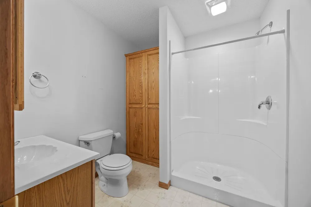 2865 117th Avenue NW Coon Rapids, MN 55433