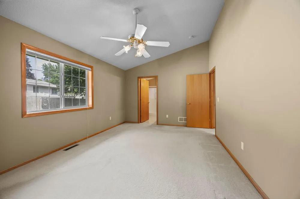 2865 117th Avenue NW Coon Rapids, MN 55433