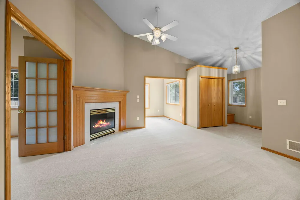 2865 117th Avenue NW Coon Rapids, MN 55433