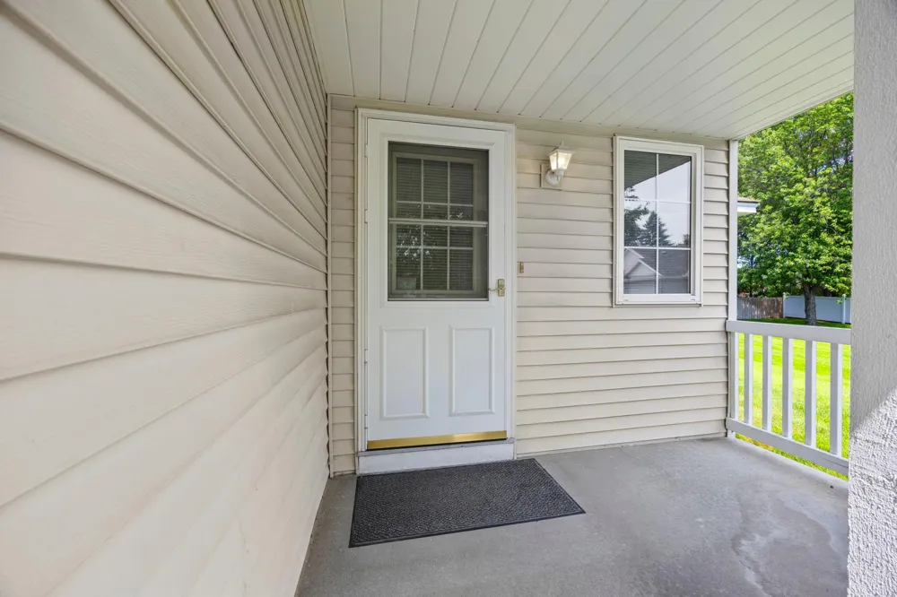 2865 117th Avenue NW Coon Rapids, MN 55433