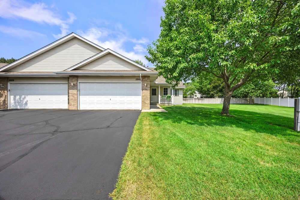 2865 117th Avenue NW Coon Rapids, MN 55433