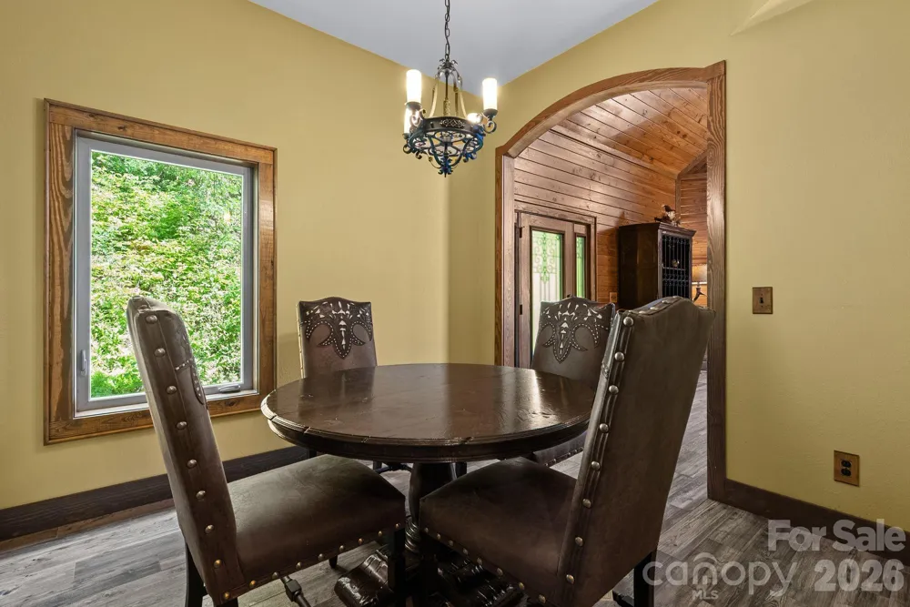 100 Moonshineholler Drive Maggie Valley, NC 28751