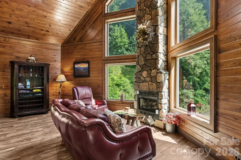 100 Moonshineholler Drive Maggie Valley, NC 28751