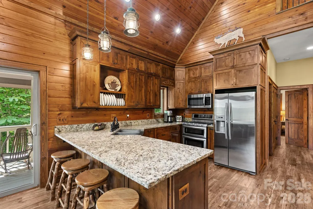 100 Moonshineholler Drive Maggie Valley, NC 28751