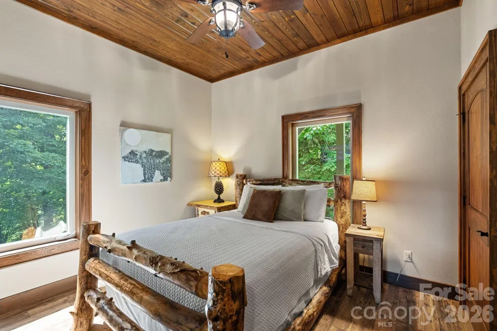 100 Moonshineholler Drive Maggie Valley, NC 28751
