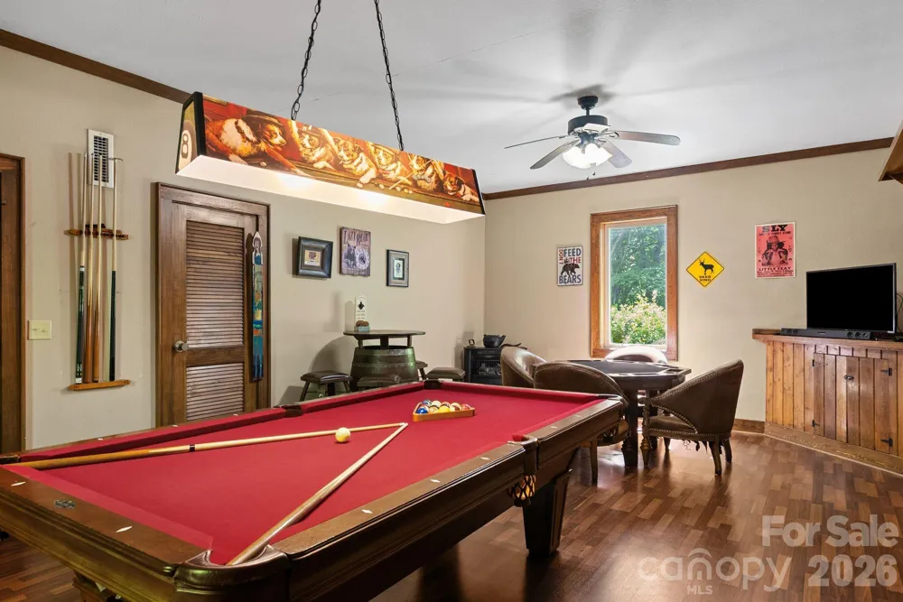 100 Moonshineholler Drive Maggie Valley, NC 28751
