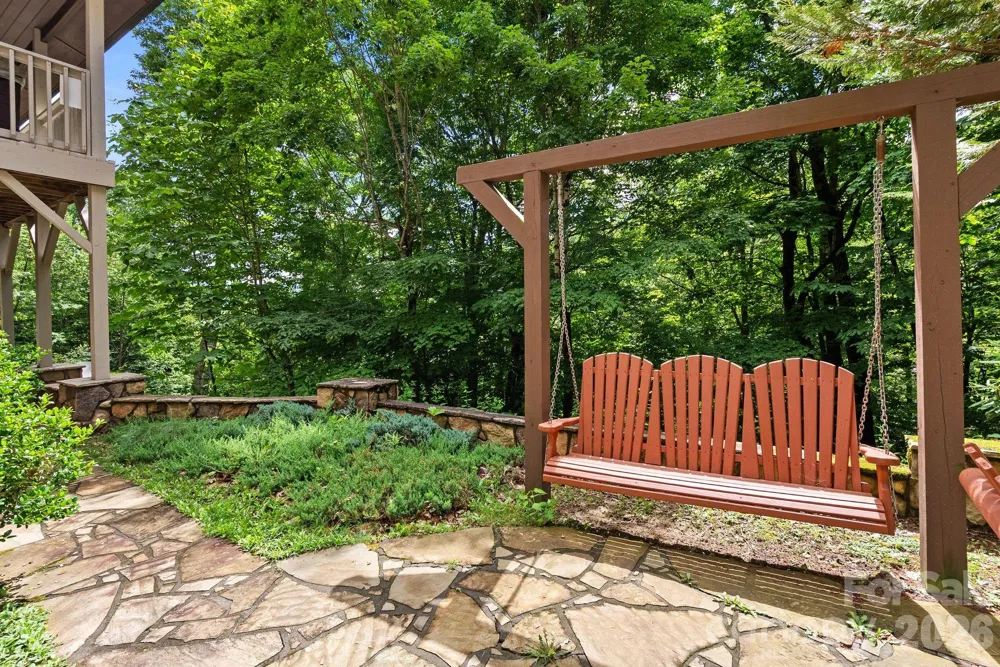 100 Moonshineholler Drive Maggie Valley, NC 28751