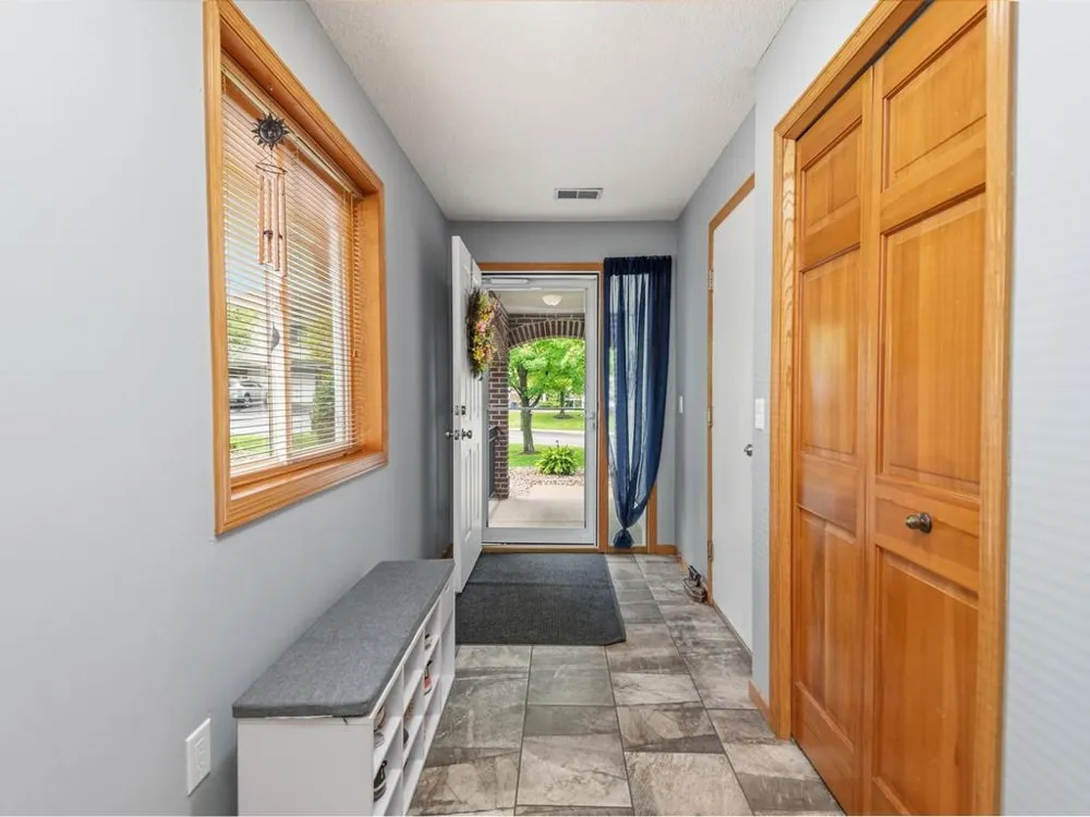 3410 Spring Glen Circle NW Prior Lake, MN 55372