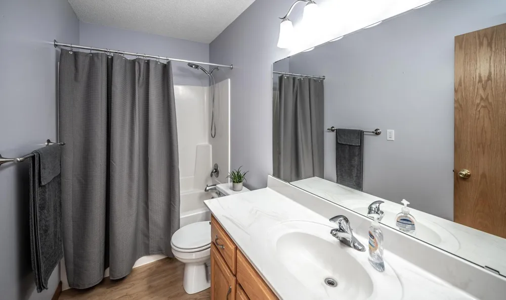 11100 Dupont Court Elko New Market, MN 55020