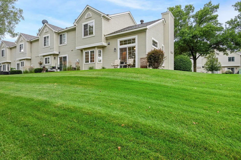8692 Bechtel Avenue #73 Inver Grove Heights, MN 55076