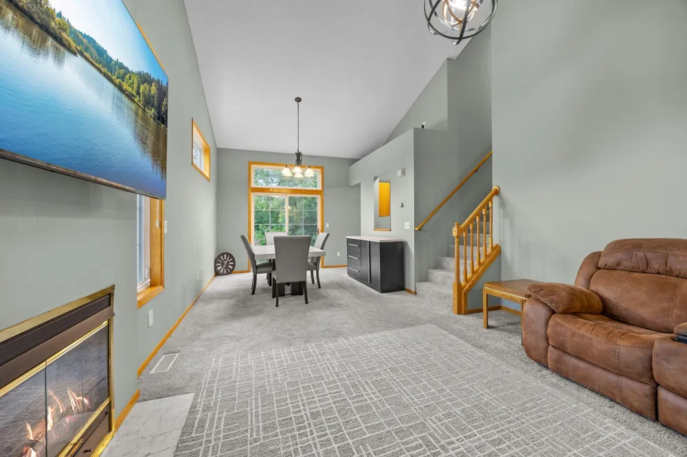 8692 Bechtel Avenue #73 Inver Grove Heights, MN 55076
