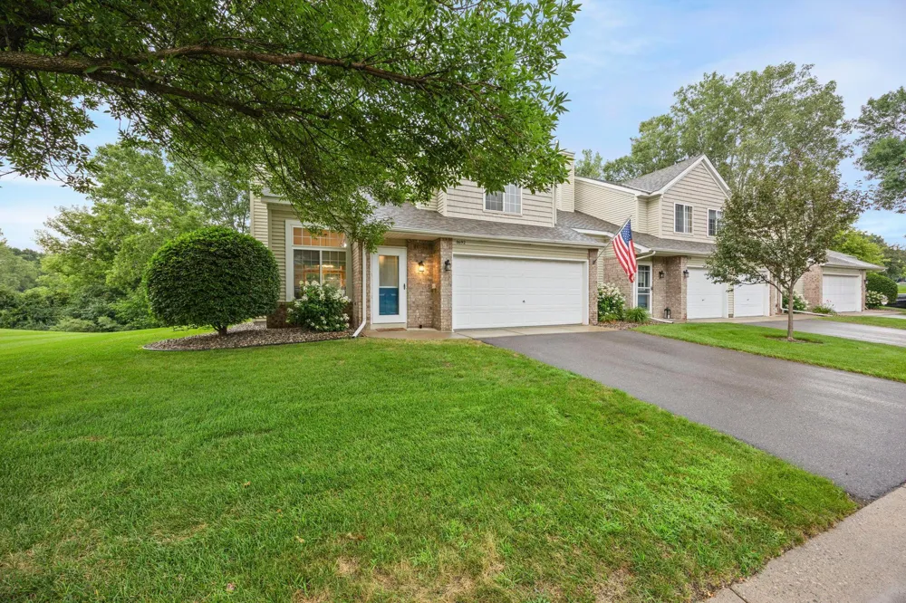 8692 Bechtel Avenue #73 Inver Grove Heights, MN 55076