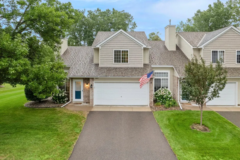 8692 Bechtel Avenue #73 Inver Grove Heights, MN 55076