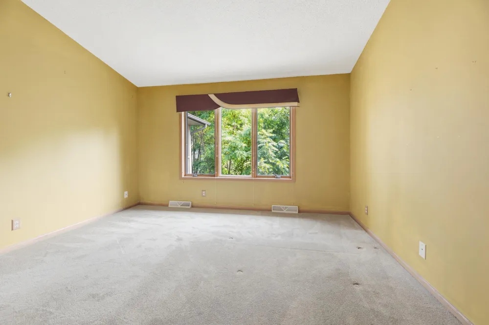 152 Janet Marie Lane Winona, MN 55987