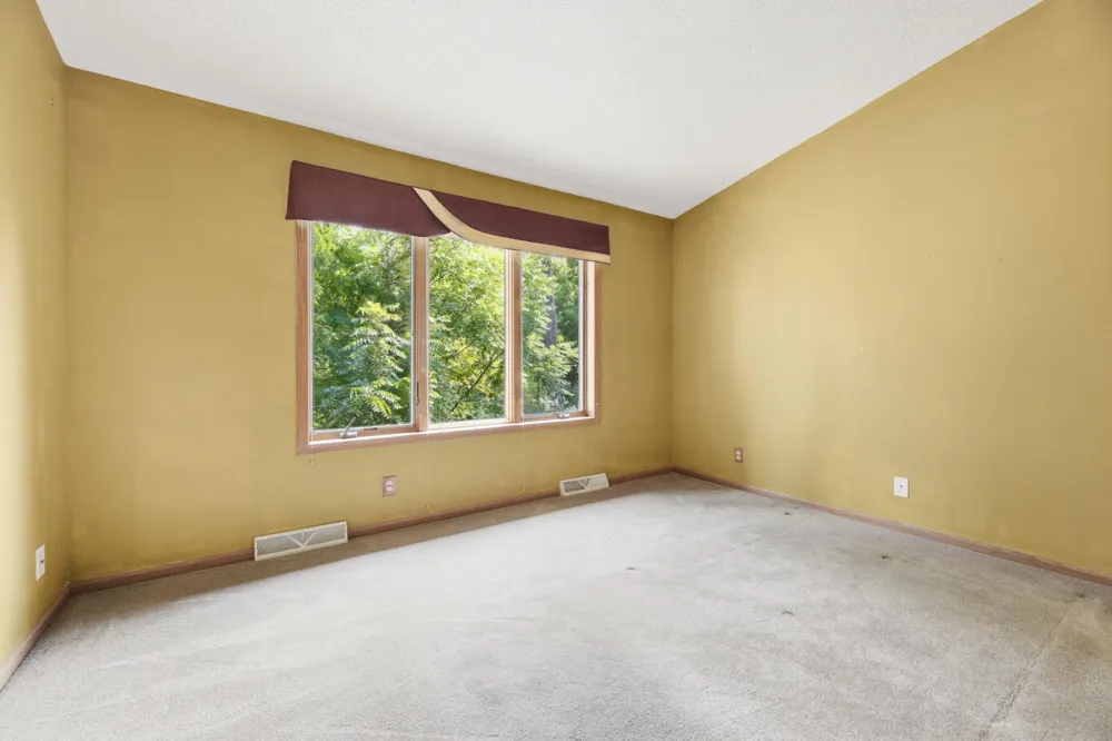 152 Janet Marie Lane Winona, MN 55987