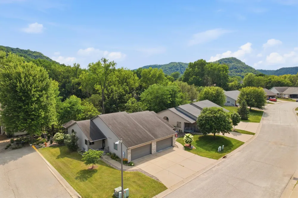 152 Janet Marie Lane Winona, MN 55987