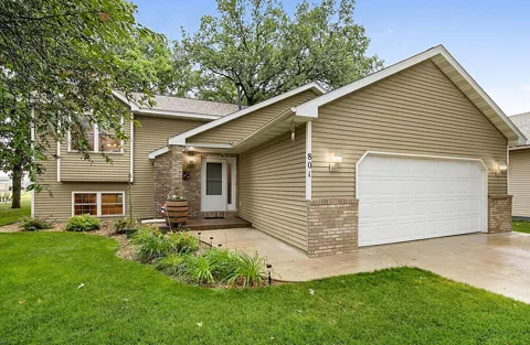 801 Sunwood Park Drive