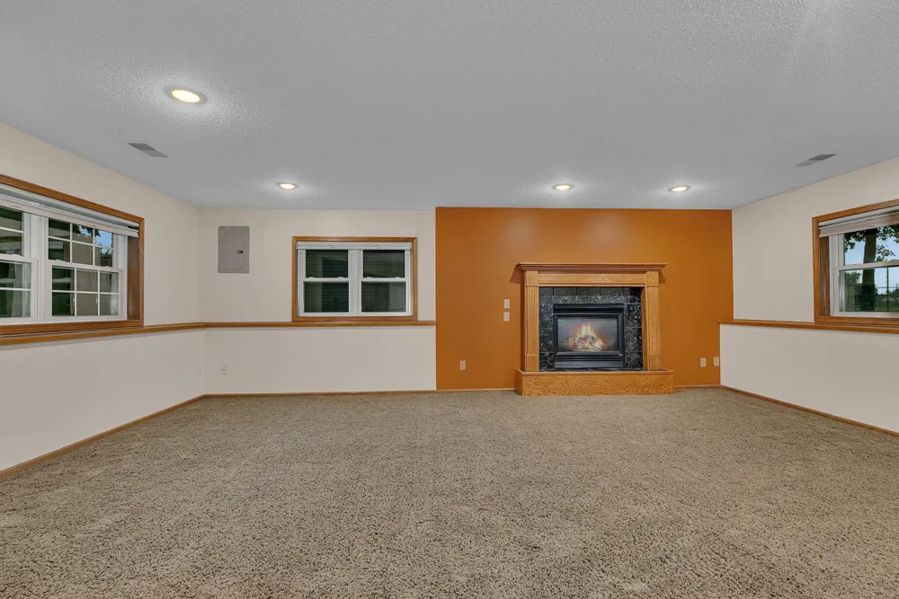 801 Sunwood Park Drive Waite Park, MN 56387