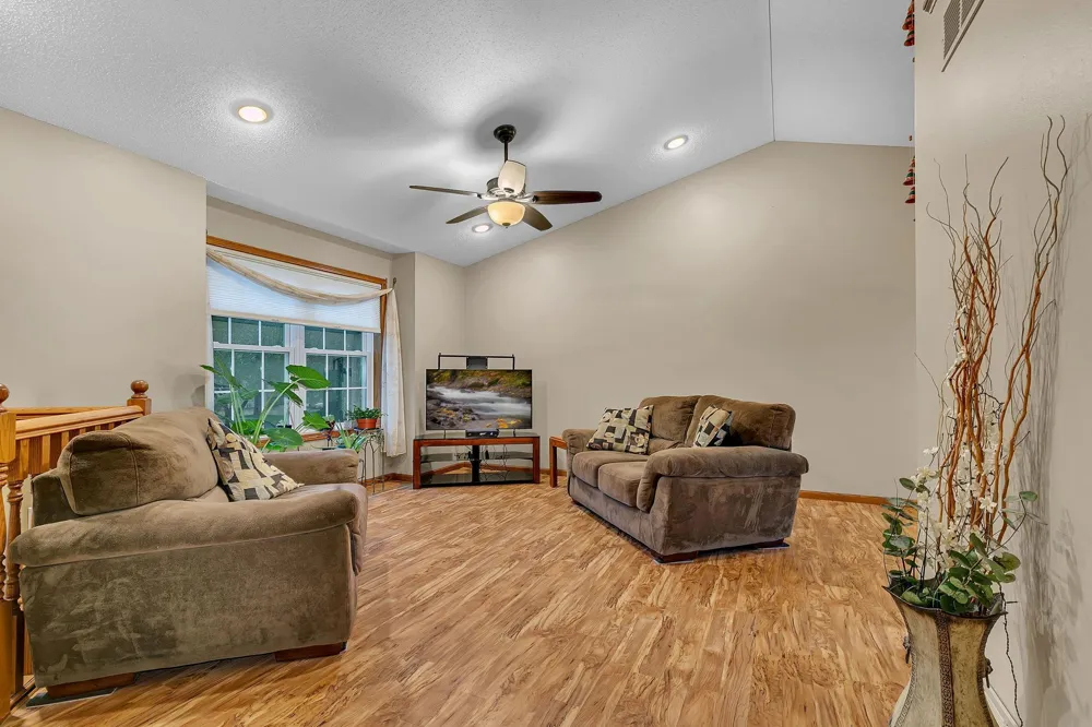 801 Sunwood Park Drive Waite Park, MN 56387