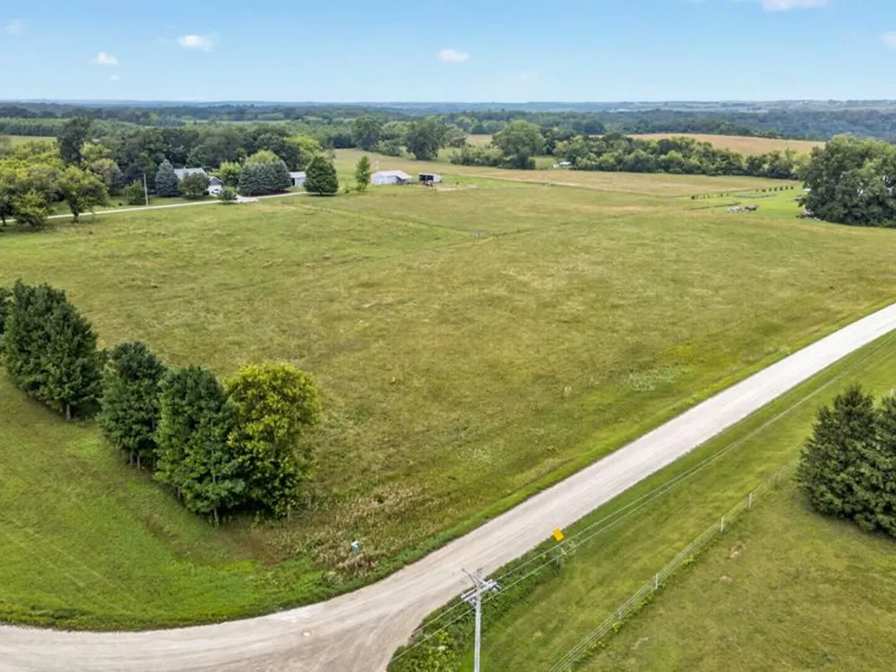 XXX 90th Avenue SE Eyota, MN 55934