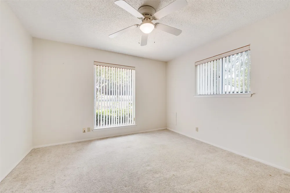 110 LA Jolla Street Mabank, TX 75156