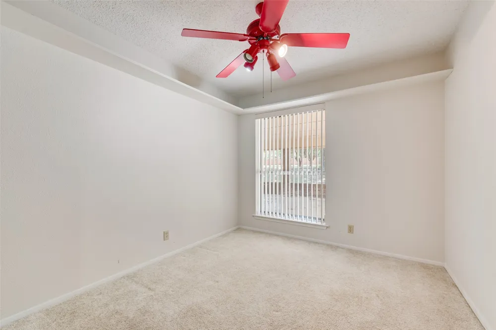 110 LA Jolla Street Mabank, TX 75156