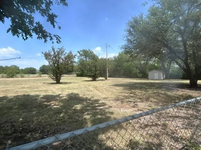 904 Beasley Boulevard Whitewright, TX 75491