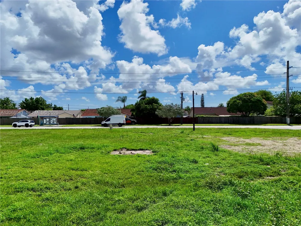 17340 SW 147th Ave Miami, FL 33187