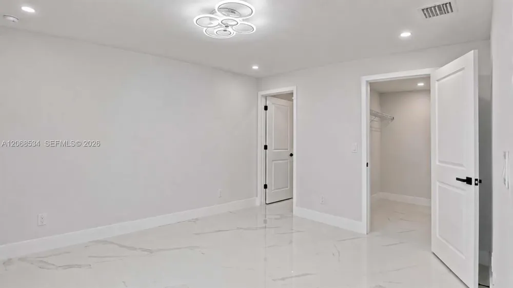 729 Anaconda Ave S Lehigh Acres, FL 33974