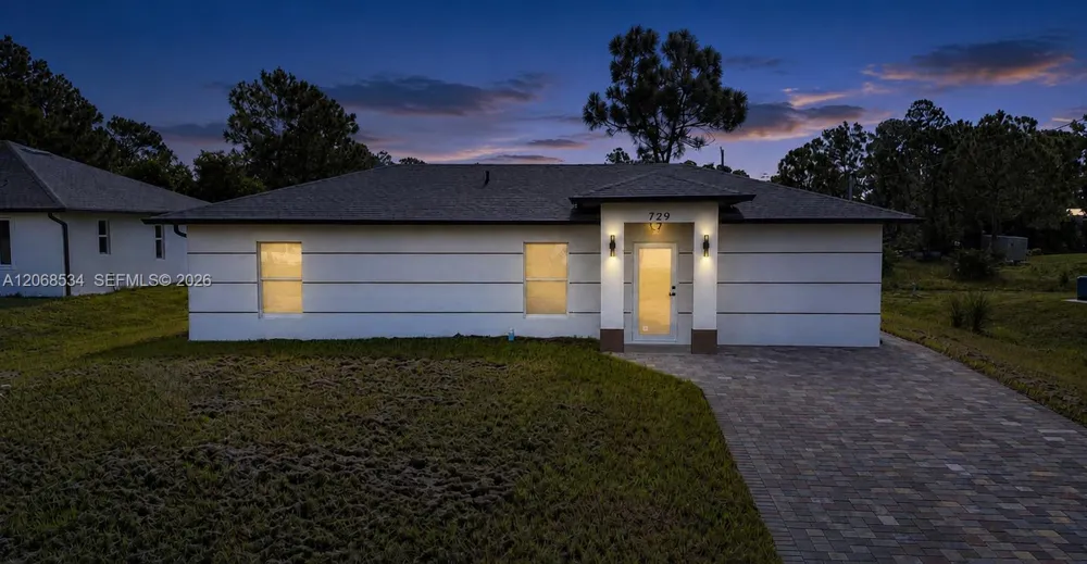 729 Anaconda Ave S Lehigh Acres, FL 33974