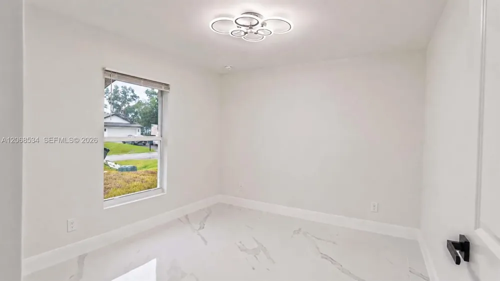 729 Anaconda Ave S Lehigh Acres, FL 33974