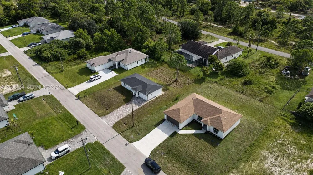 729 Anaconda Ave S Lehigh Acres, FL 33974