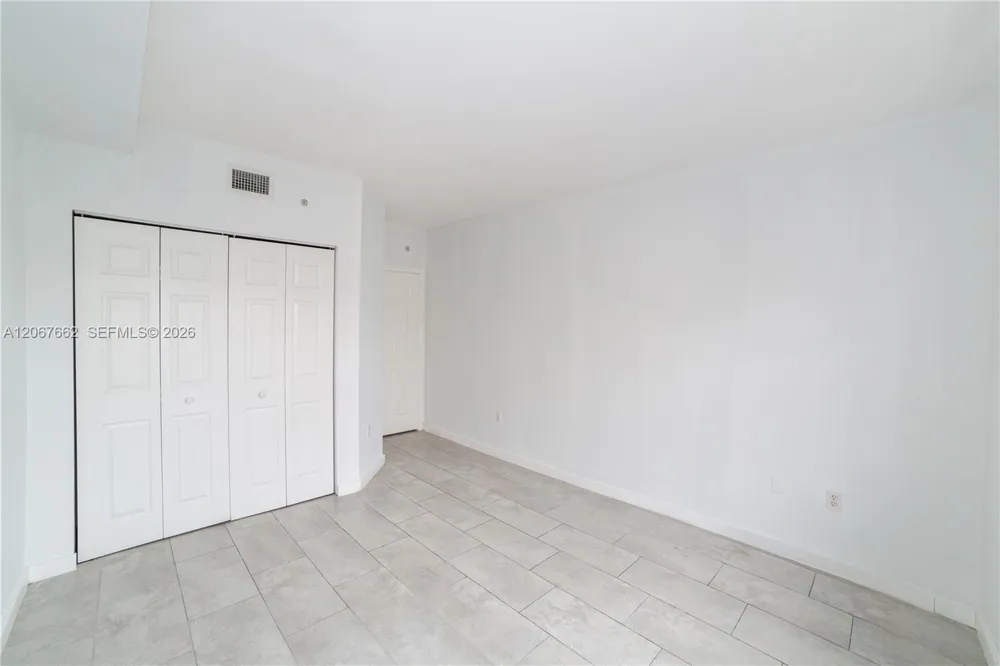 17125 Bay Rd #3410 Sunny Isles Beach, FL 33160