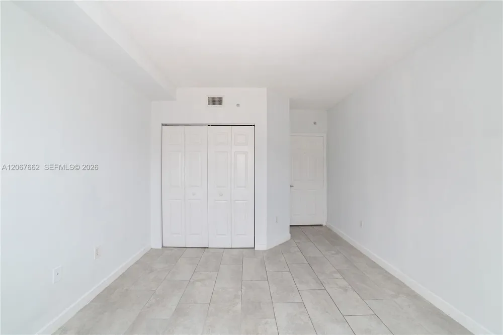 17125 Bay Rd #3410 Sunny Isles Beach, FL 33160