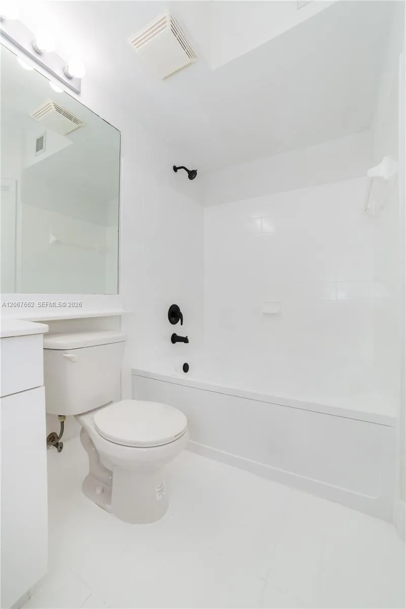 17125 Bay Rd #3410 Sunny Isles Beach, FL 33160