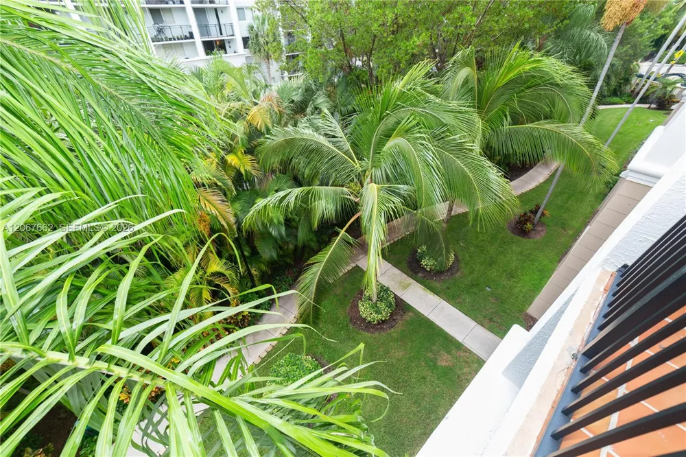 17125 Bay Rd #3410 Sunny Isles Beach, FL 33160