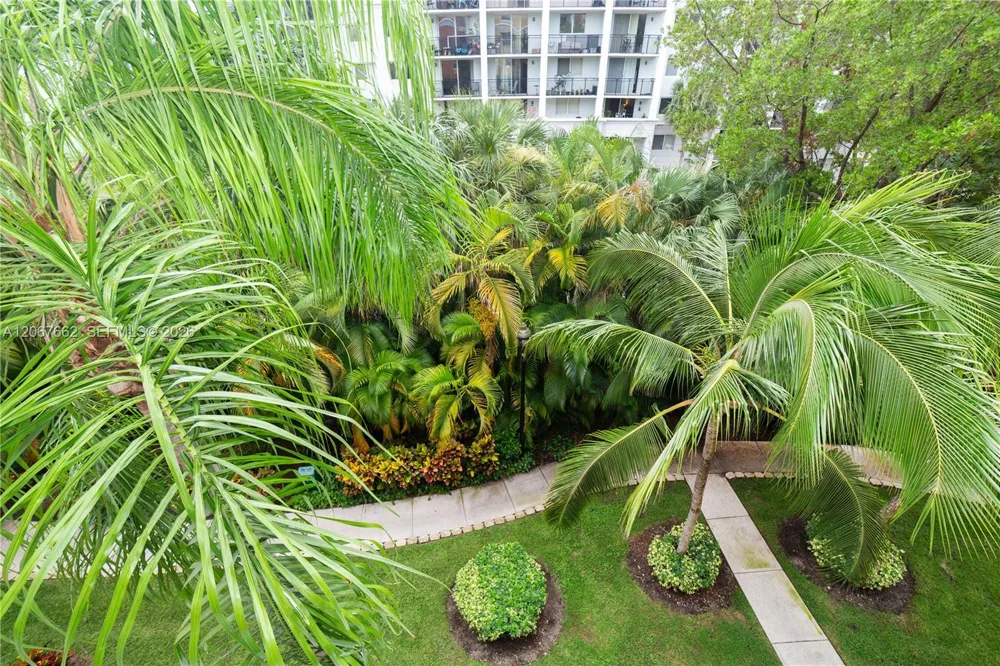 17125 Bay Rd #3410 Sunny Isles Beach, FL 33160