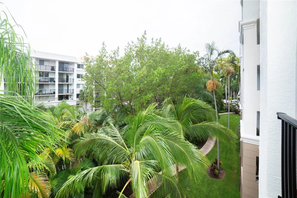 17125 Bay Rd #3410 Sunny Isles Beach, FL 33160