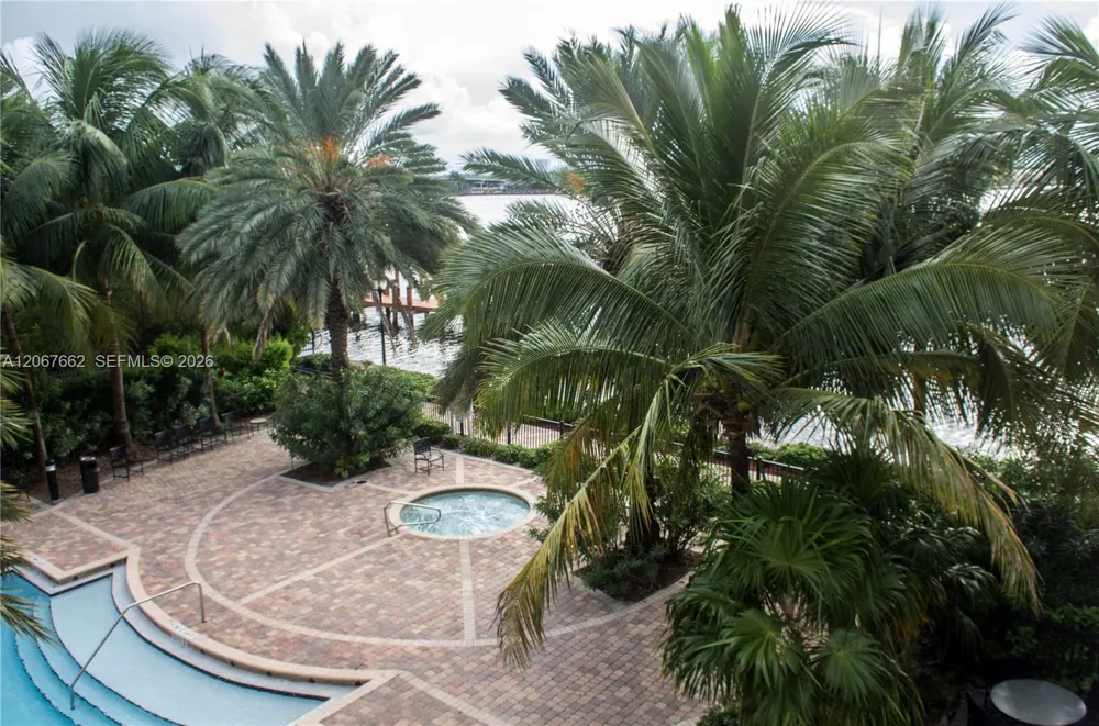 17125 Bay Rd #3410 Sunny Isles Beach, FL 33160