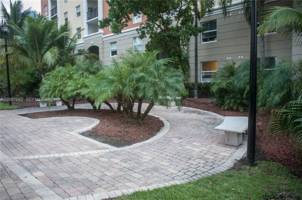 17125 Bay Rd #3410 Sunny Isles Beach, FL 33160