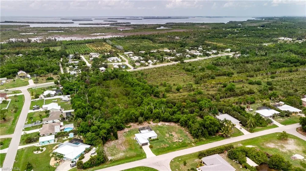 11463 Oakland Drive Bokeelia, FL 33922