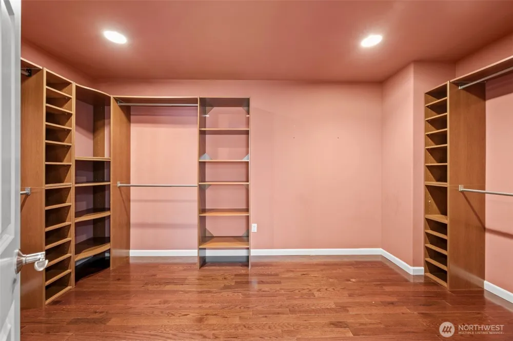 4737 Mount Baker Loop Mount Vernon, WA 98273