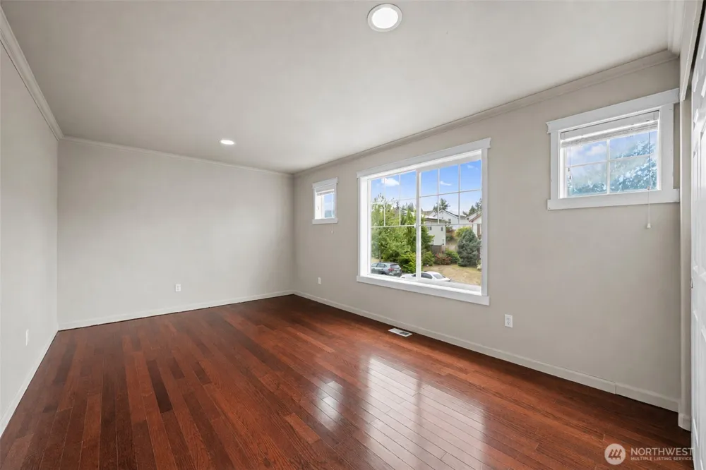 4737 Mount Baker Loop Mount Vernon, WA 98273