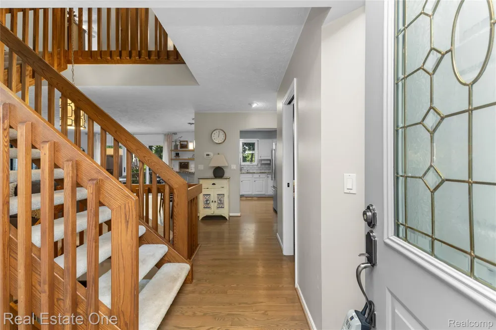 6626 Ridgeview Drive #31 Independence Charter Township, MI 48346