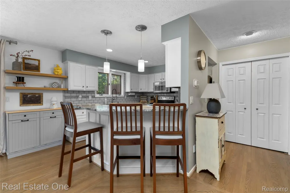 6626 Ridgeview Drive #31 Independence Charter Township, MI 48346