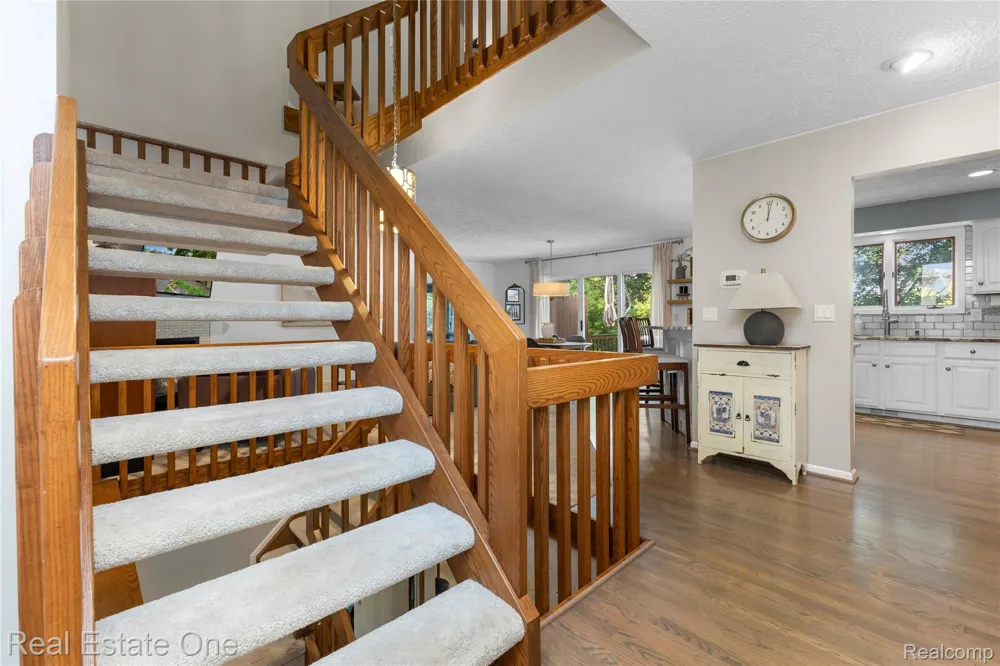 6626 Ridgeview Drive #31 Independence Charter Township, MI 48346