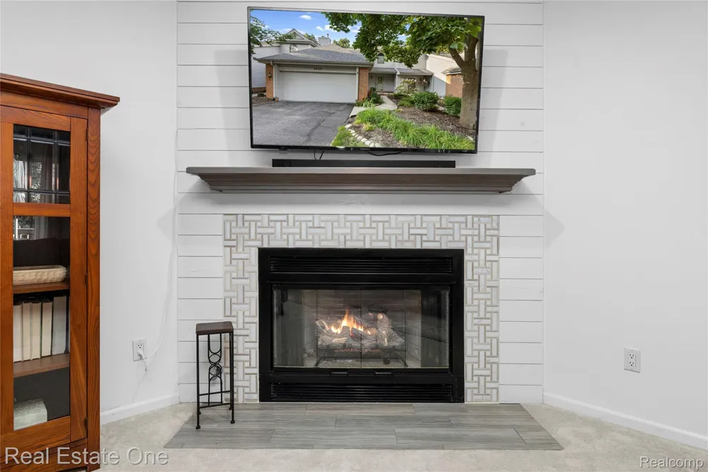 6626 Ridgeview Drive #31 Independence Charter Township, MI 48346