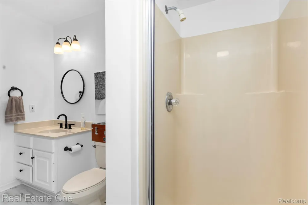 6626 Ridgeview Drive #31 Independence Charter Township, MI 48346