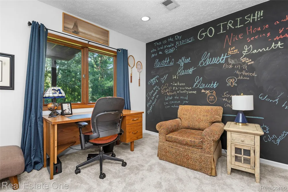 6626 Ridgeview Drive #31 Independence Charter Township, MI 48346