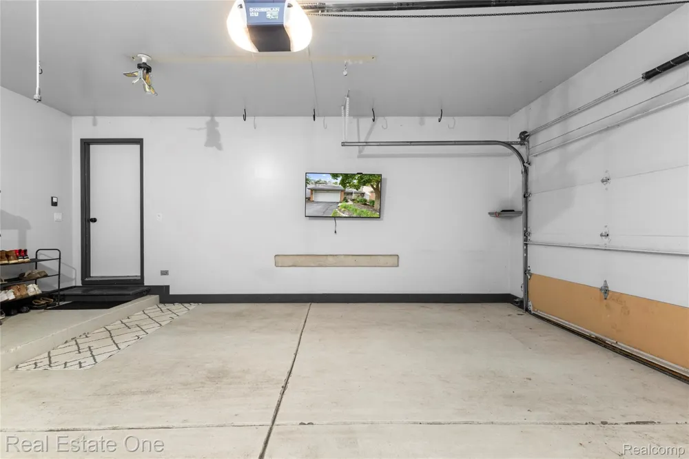 6626 Ridgeview Drive #31 Independence Charter Township, MI 48346
